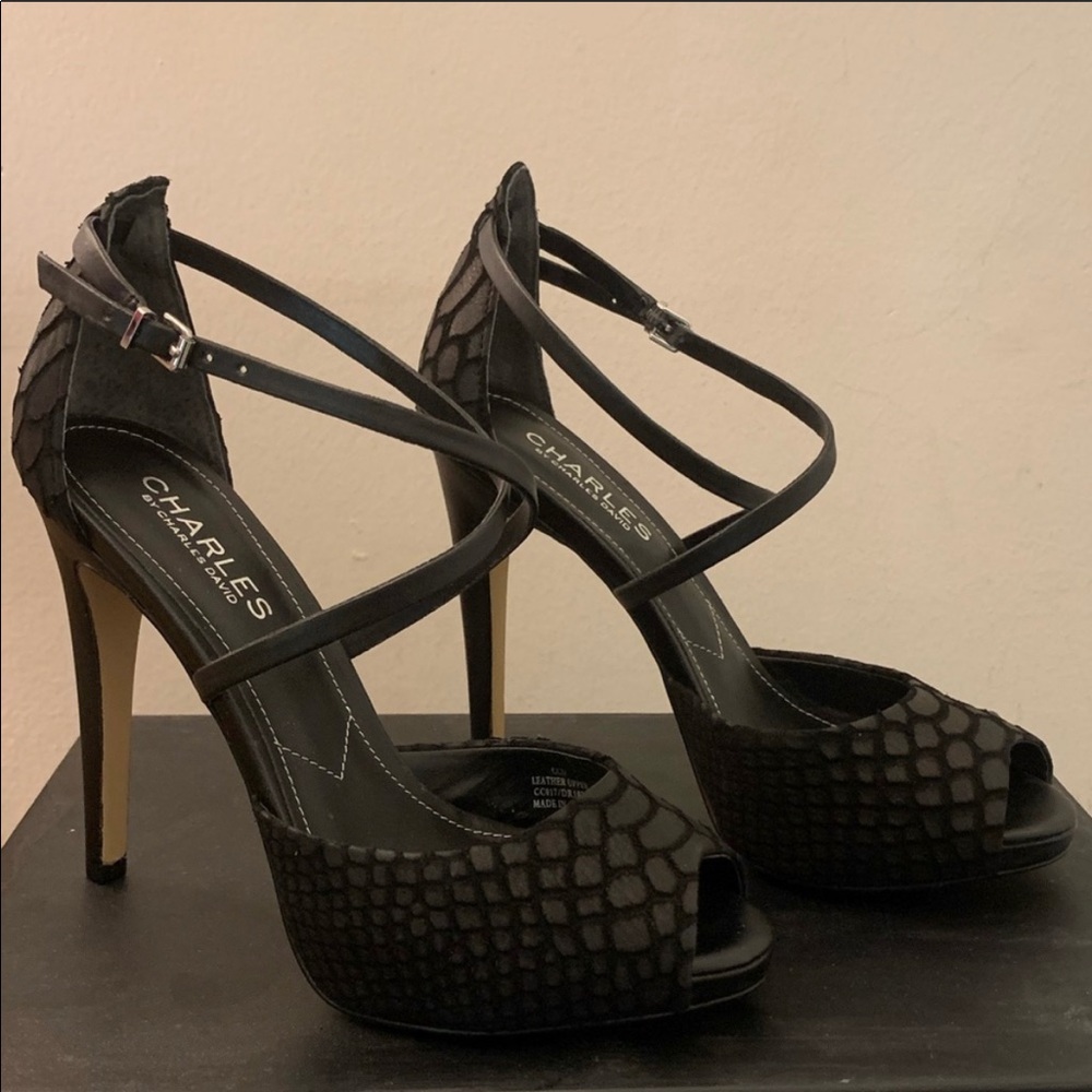 Charles David “Fred” Style Sz 9